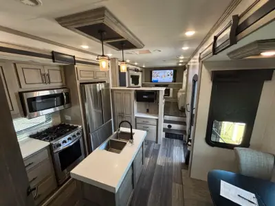 2021 Heartland BIG COUNTRY 3902FL photo 15