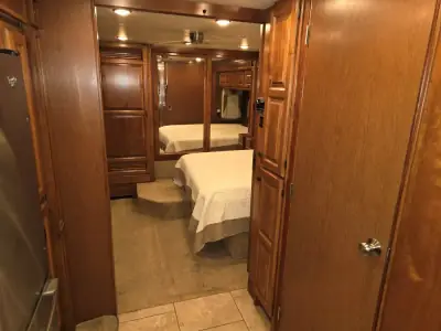 2014 Tiffin Motorhomes ALLEGRO 33AA photo 20