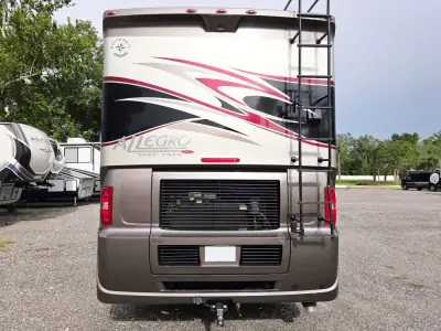 2014 Tiffin Motorhomes ALLEGRO 33AA photo 8