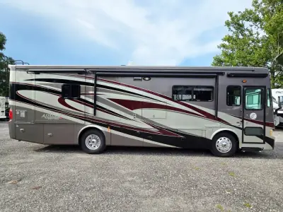 2014 Tiffin Motorhomes ALLEGRO 33AA photo 5