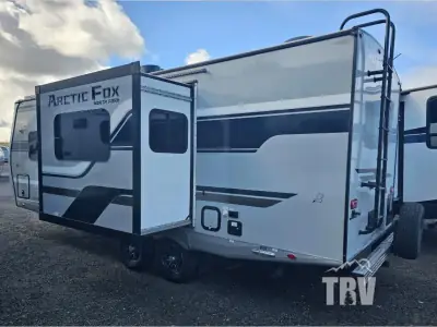 2025 Northwood Mfg Arctic Fox North Fork 25R photo 2