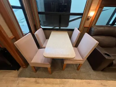 2018 Vanleigh Vilano 325RL photo 24