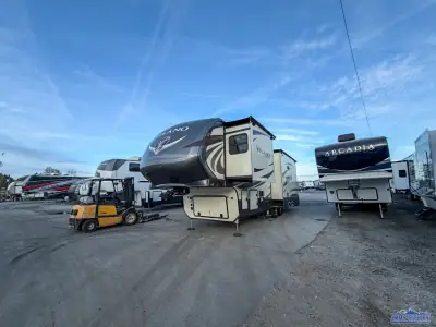 2018 Vanleigh Vilano 325RL photo 9