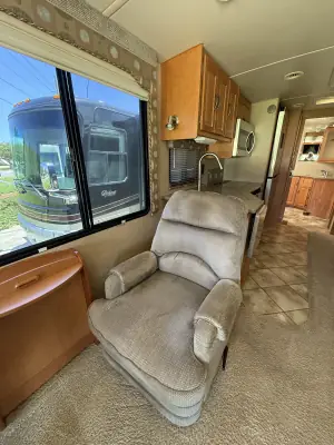 2007 Itasca Meridian 36G photo 24