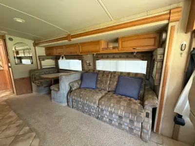 2007 Itasca Meridian 36G photo 22