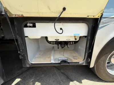 2007 Itasca Meridian 36G photo 12