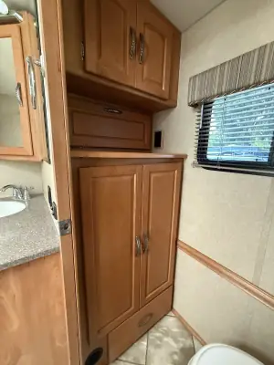 2007 Itasca Meridian 36G photo 33