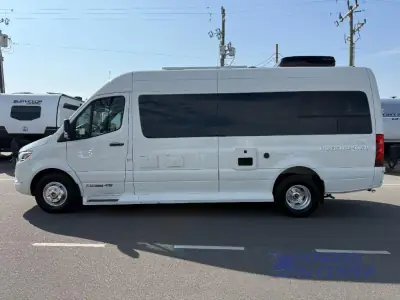2025 Pleasure-Way Plateau TW (Twin Beds) photo 47