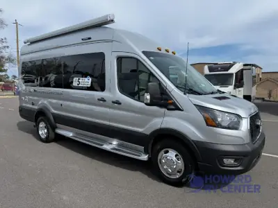 2025 Pleasure-Way Ontour 2.2 AWD photo 6