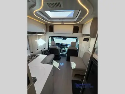 2022 Leisure Travel Unity U24RL photo 15
