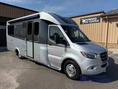 2022 Leisure Travel Unity U24RL