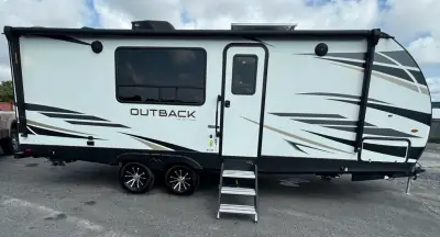 2023 Keystone OUTBACK 221UMD photo 3
