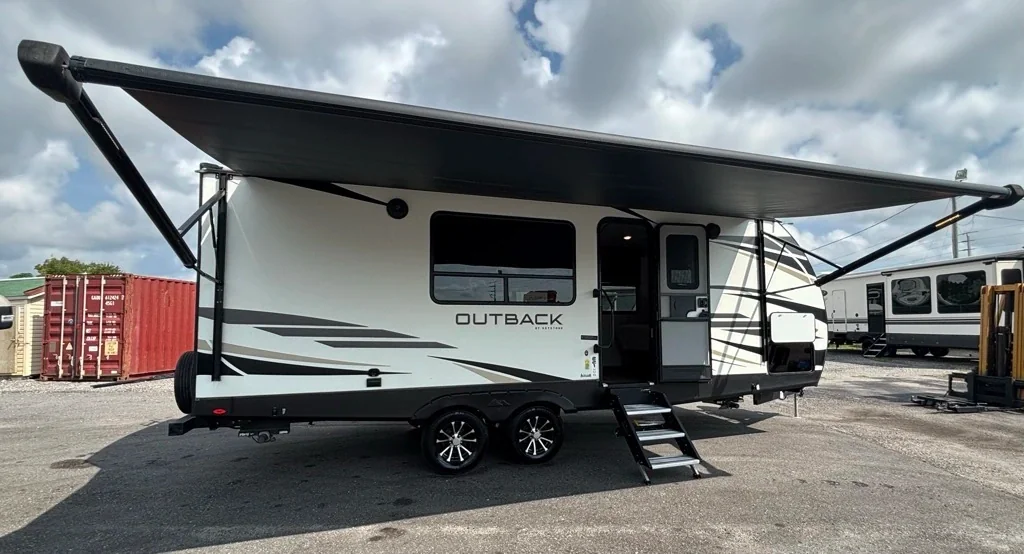 2023 Keystone OUTBACK 221UMD exterior