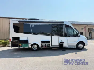 2025 Leisure Travel Unity U24TB photo 30