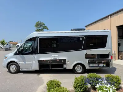 2025 Leisure Travel Unity U24TB photo 28
