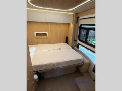 2025 Leisure Travel Unity U24RL photo 39