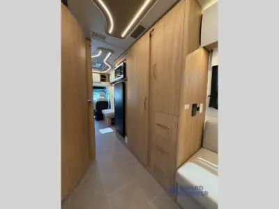 2025 Leisure Travel Unity U24RL photo 41