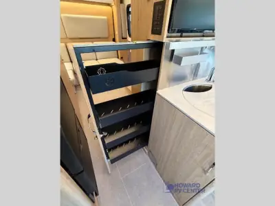 2025 Leisure Travel Unity U24RL photo 29