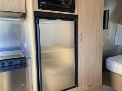 2019 Airstream FLYING CLOUD 23FB photo 14