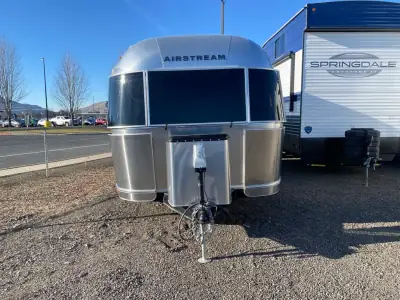 2019 Airstream FLYING CLOUD 23FB photo 8