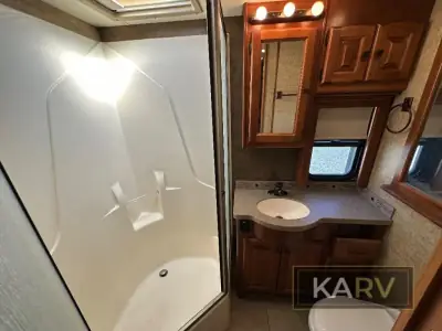 2014 Tiffin Motorhomes Allegro RED 34 QFA photo 17