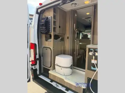 2024 Winnebago Solis Pocket 36B photo 9