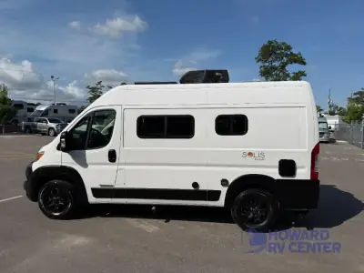 2024 Winnebago Solis Pocket 36B photo 5
