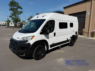 2024 Winnebago Solis Pocket 36B photo 4