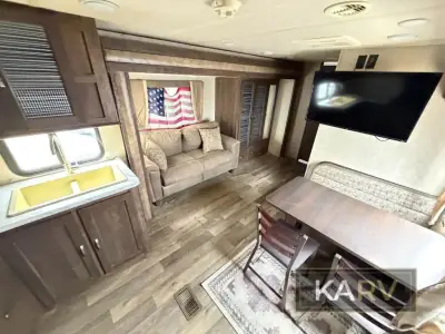 2019 Forest River Vibe Extreme Lite 258RKS photo 8