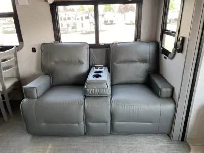 2027 Northwood Mfg ARCTIC FOX NXT 365VS photo 20