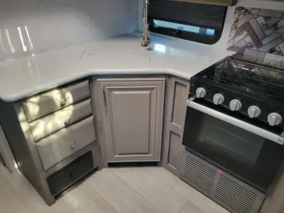 2026 Northwood Mfg ARCTIC FOX NXT 27SX photo 14