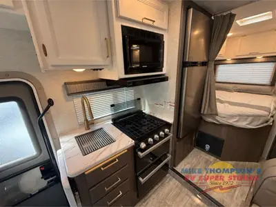 2024 Thor Motor Coach Chateau photo 8