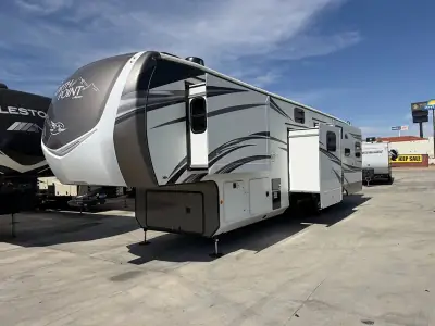2020 Jayco NORTHPOINT 377RLBH photo 8