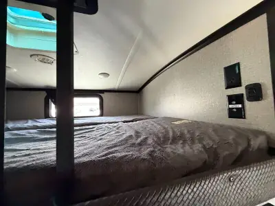 2020 Jayco NORTHPOINT 377RLBH photo 31