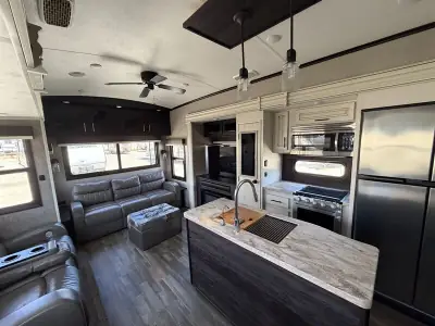 2020 Jayco NORTHPOINT 377RLBH photo 14