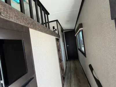 2020 Jayco NORTHPOINT 377RLBH photo 12