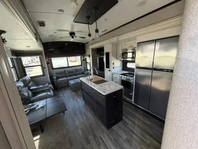 2020 Jayco NORTHPOINT 377RLBH photo 11