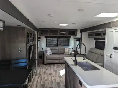 2024 Venture SportTrek Touring Edition STT343VIK photo 21