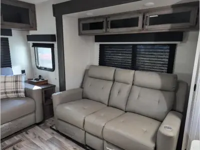 2024 Venture SportTrek Touring Edition STT343VIK photo 10