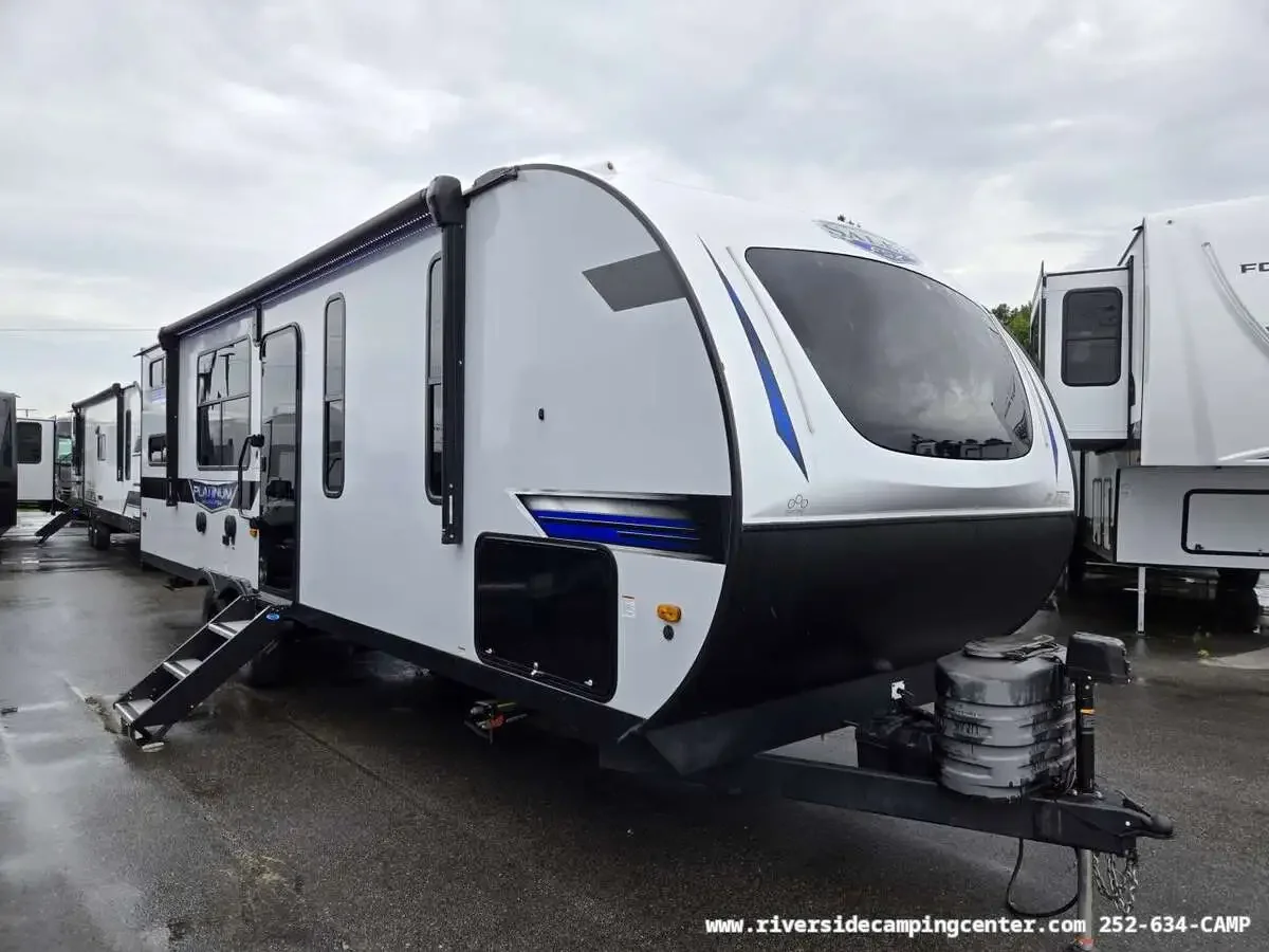 2024 Forest River Salem FSX 270RTKX Platinum exterior