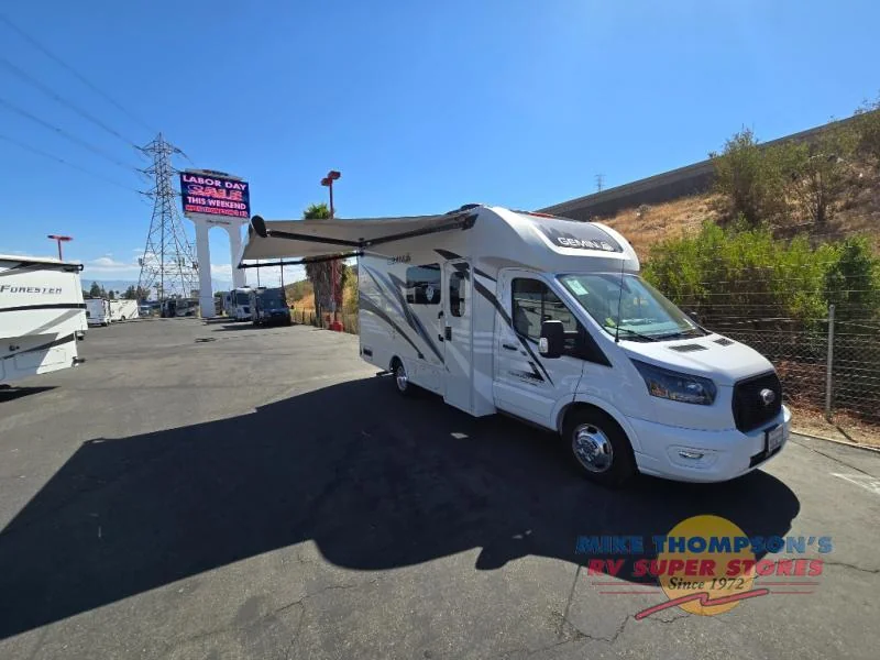 2024 Thor Motor Coach Gemini AWD exterior