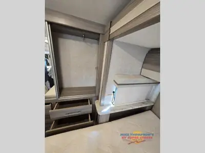 2024 Thor Motor Coach Gemini AWD photo 21