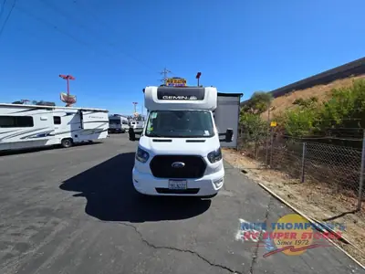 2024 Thor Motor Coach Gemini AWD photo 2