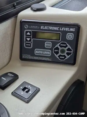 2027 Thor Motor Coach Luminate MM30 photo 58
