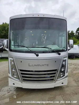 2027 Thor Motor Coach Luminate MM30 photo 2