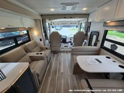 2027 Thor Motor Coach Luminate MM30 photo 49