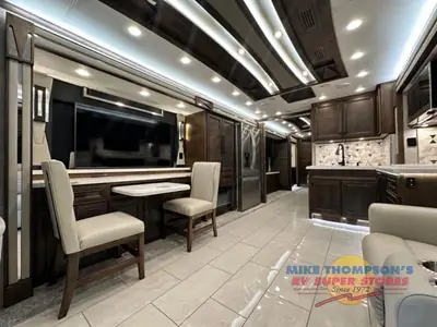 2025 Tiffin Motorhomes Allegro Bus photo 9