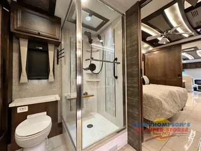 2025 Tiffin Motorhomes Allegro Bus photo 28