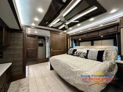 2025 Tiffin Motorhomes Allegro Bus photo 20