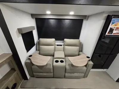 2026 Palomino SOLAIRE 2300FKBS photo 17